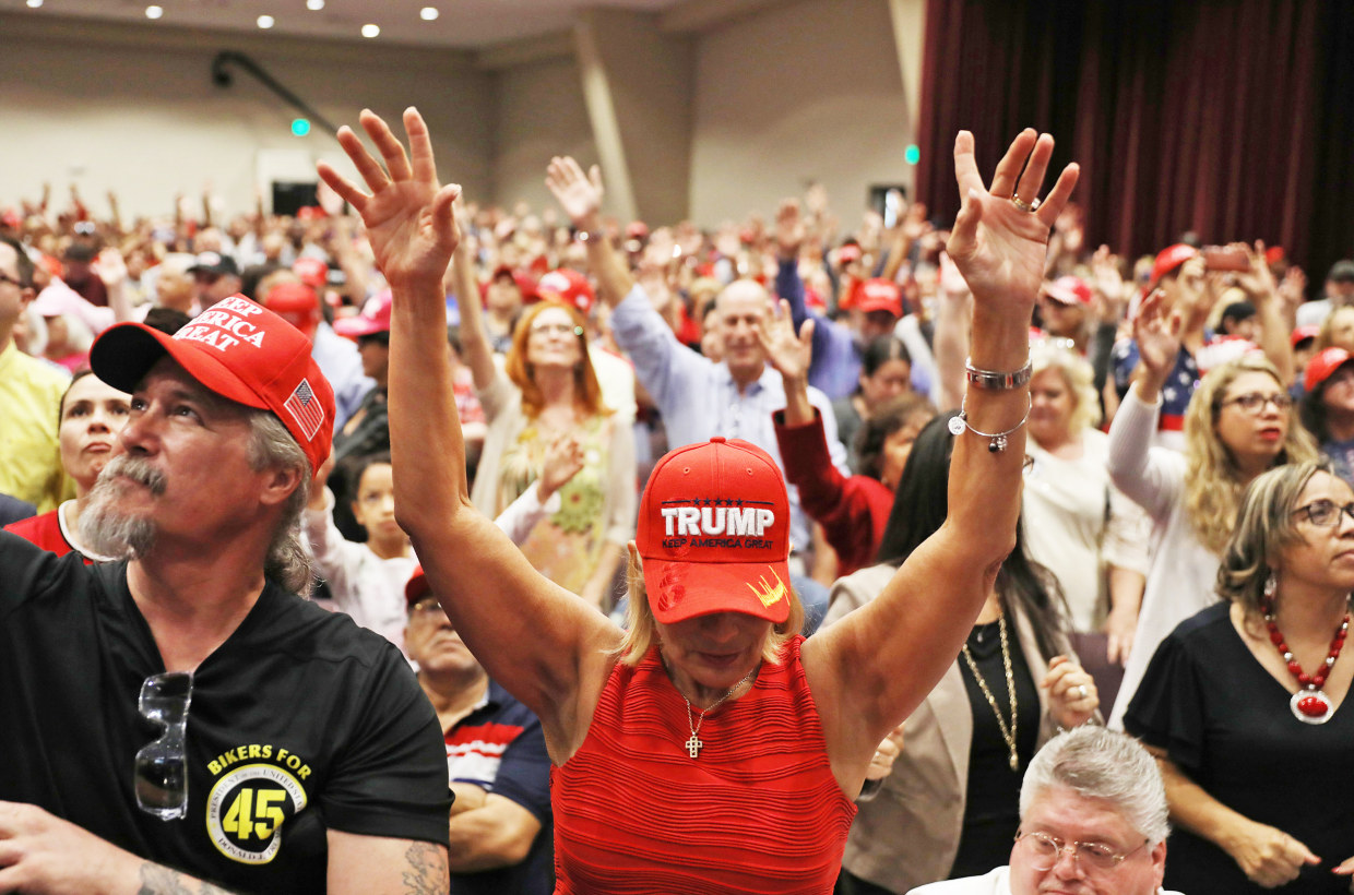 "Evangelicals For Trump" campaign event