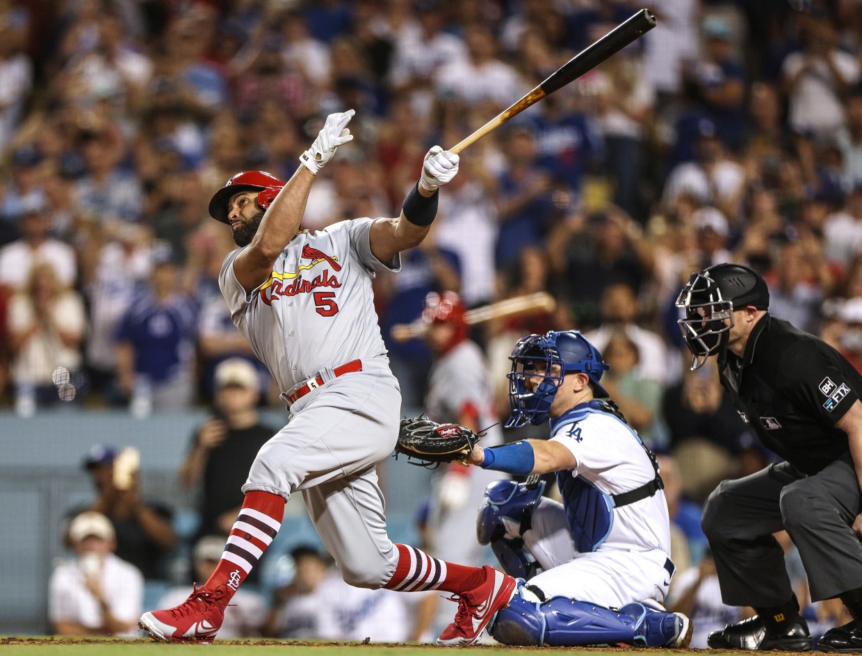 MLB: April ends with no homers for Pujols