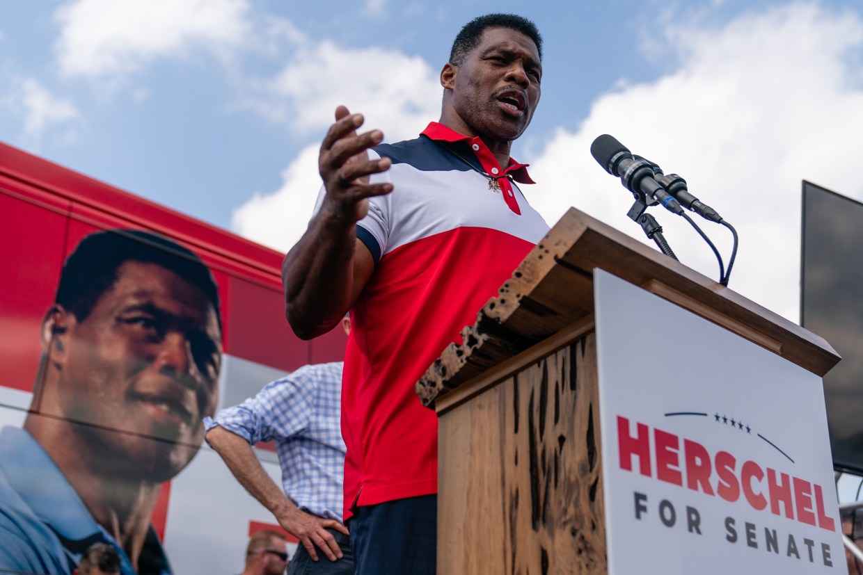 Herschel Walker shares personal adversity with Top Guns