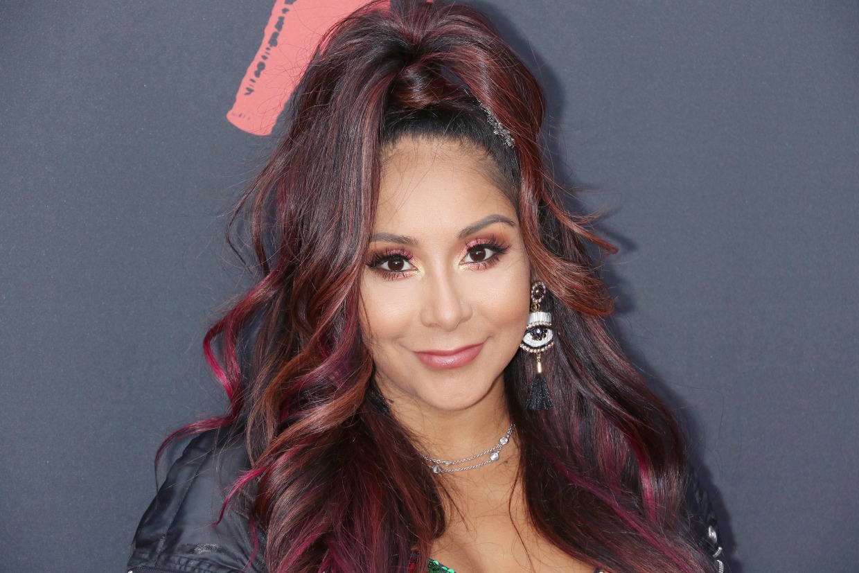 Snooki naked
