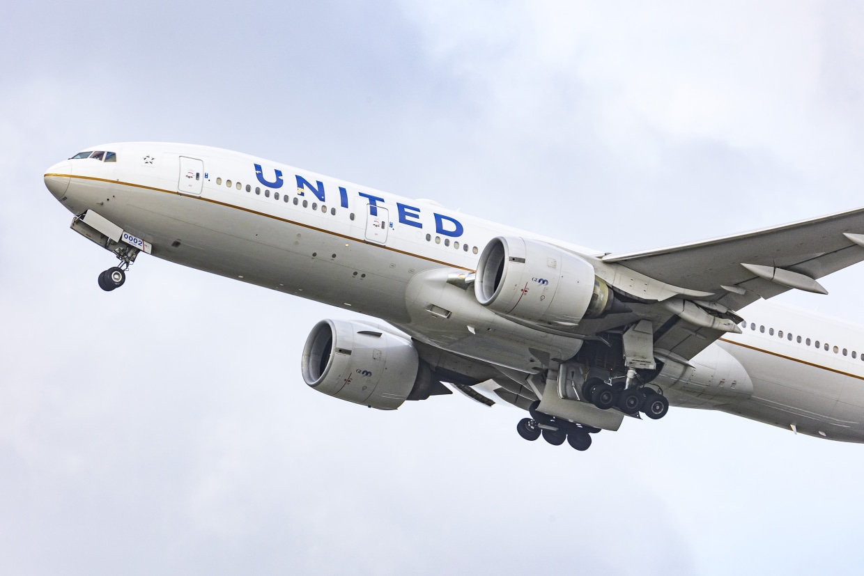 230306-united-airlines-