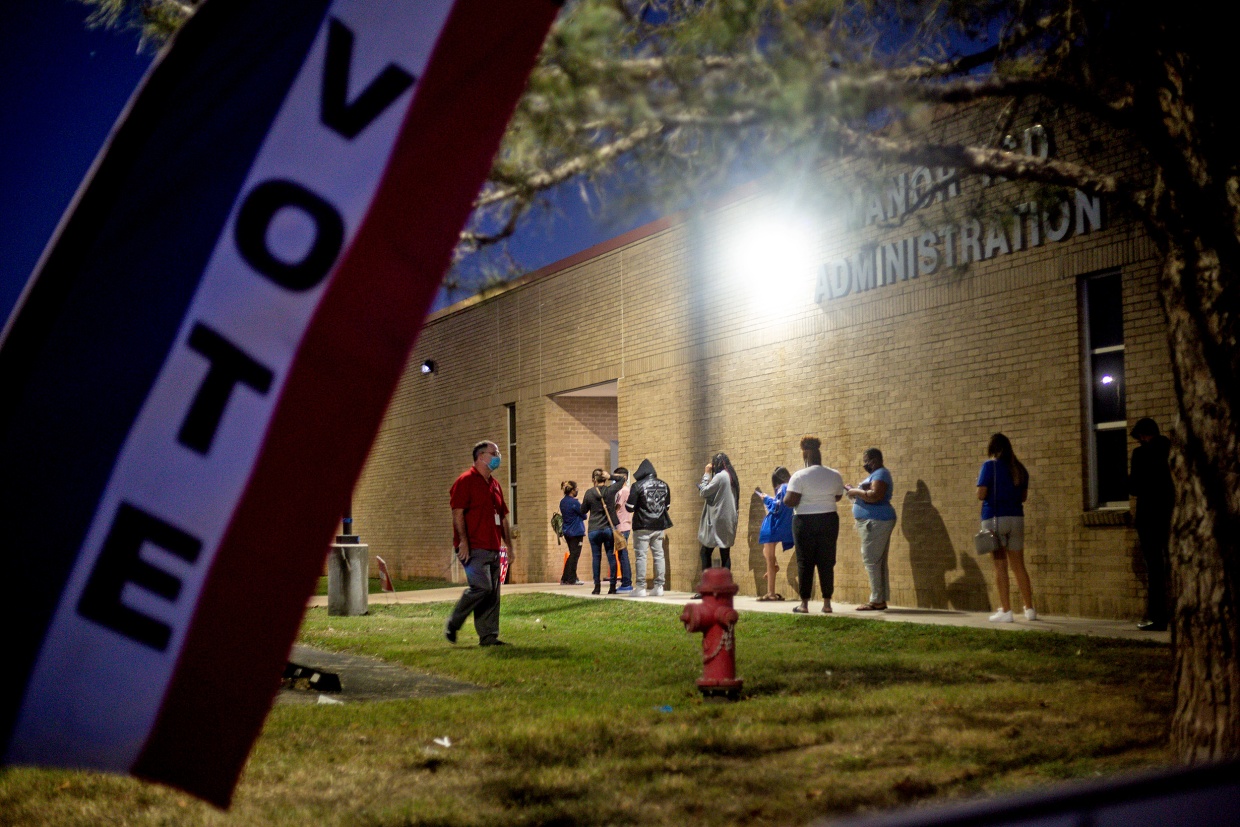 Texas Senate passes bill to end countywide voting on Election Day (nbcnews.com)