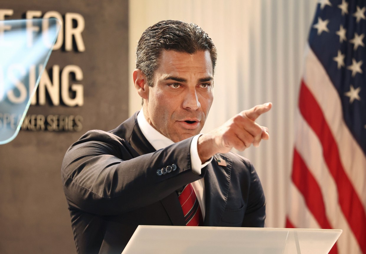 Miami Mayor Francis Suarez announces his presidential candidacy at the Ronald Reagan Presidential Library on June 15, 2023 in Simi Valley, Calif.