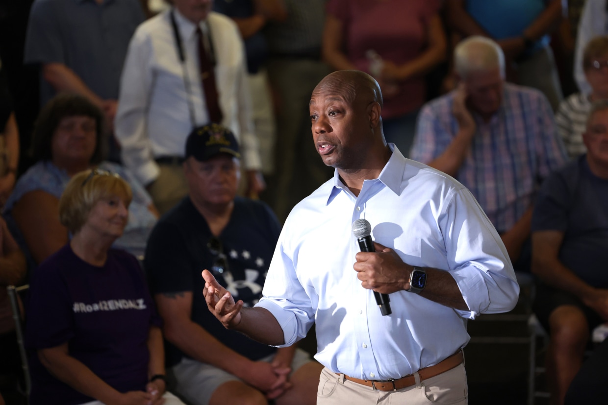 Tim Scott during a town hall meeting in Ankeny, Iowa