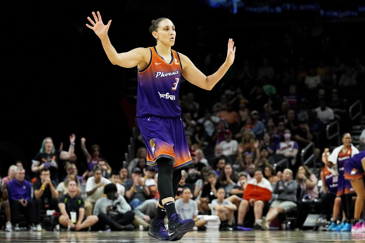 Diana Taurasi Makes History, Becomes First WNBA Player To Reach 10,000 ...