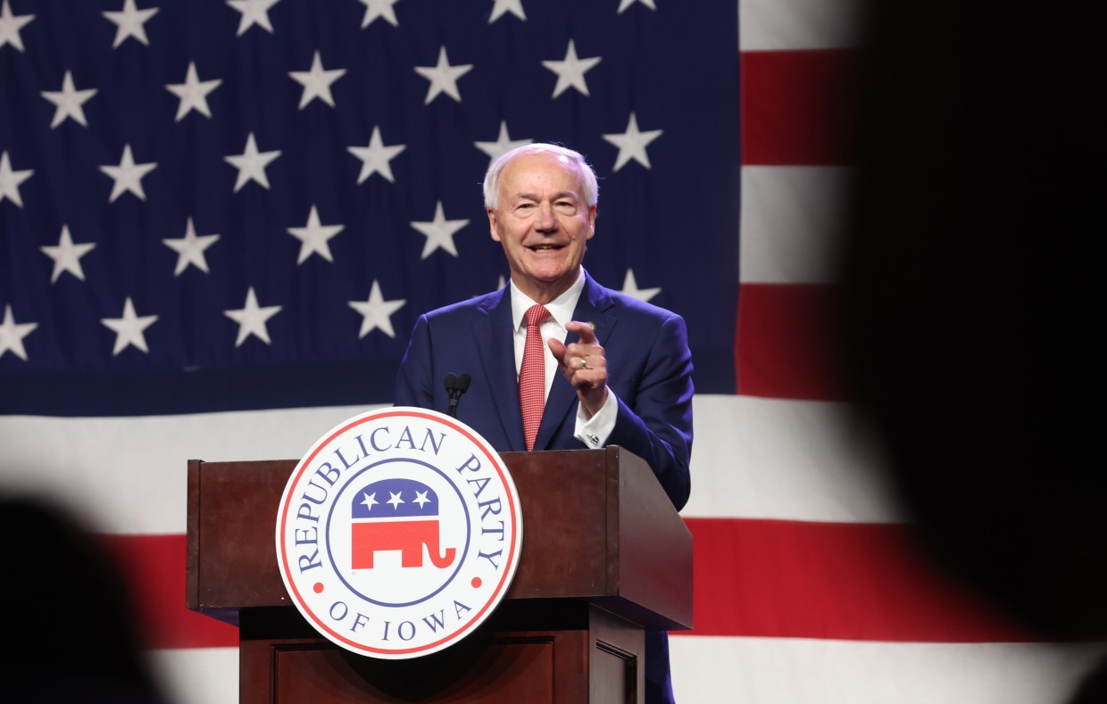 Asa Hutchinson at the Republican Party of Iowa 2023 Lincoln Dinner in Des Moines, Iowa