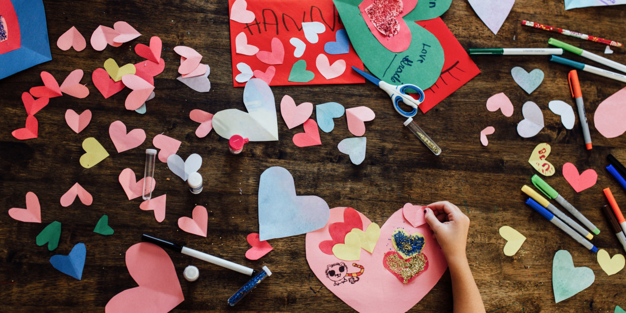 Preschool Crafts for Kids*: Mother's Day Recipe Pocket Holder Craft