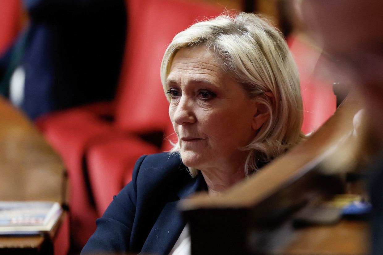Trump says France should free Marine Le Pen as he offers support
