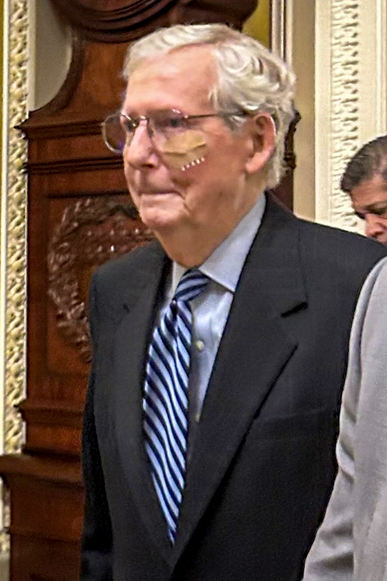 Mitch McConnell ‘feeling good’ after falling, spraining his wrist ...