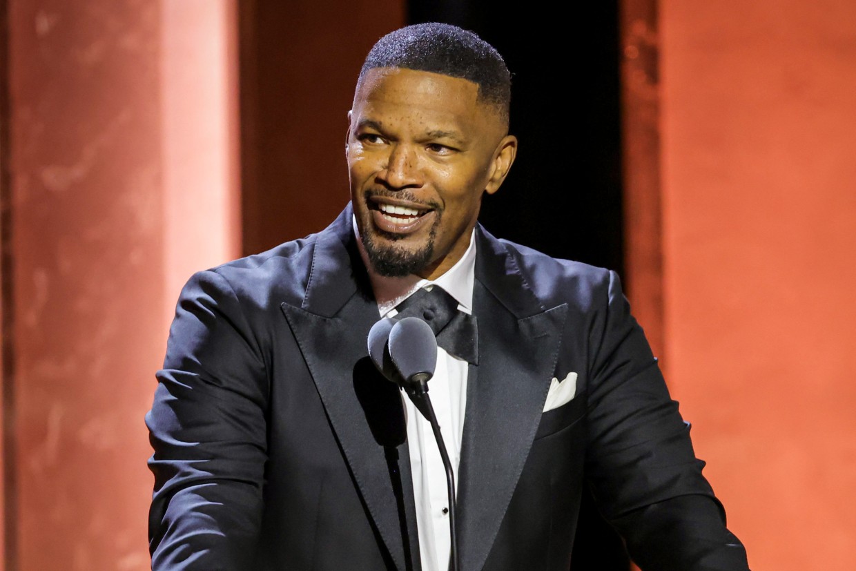 Jamie Foxx injured by glass amid reports he was involved in fight