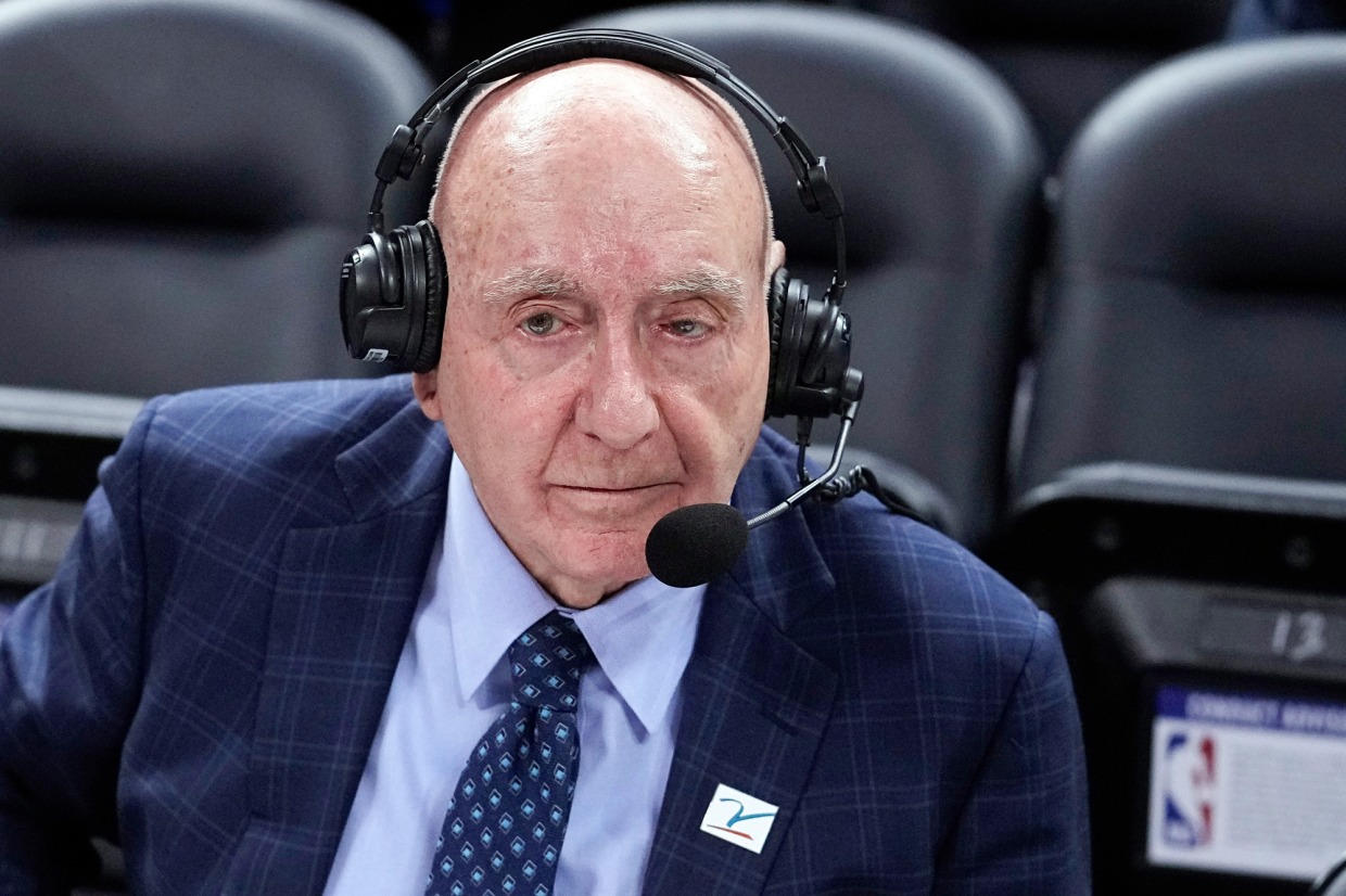 ESPN college basketball analyst Dick Vitale's return to broadcasting  delayed by accident at home