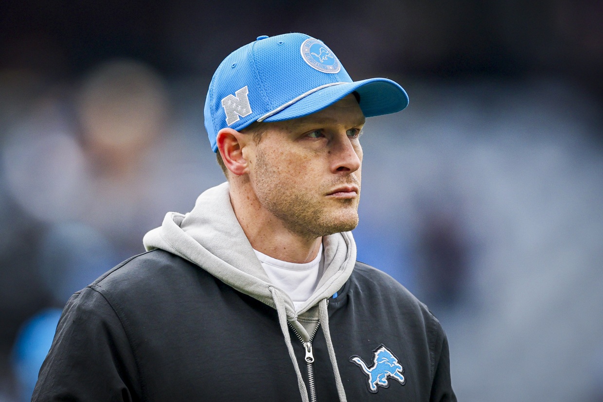BREAKING: Detroit Lions quarterback Jared Goff couldn't hide his annoyance when he heard "F*** Ben Johnson" boos from the stands. In the face of harsh criticism aimed at his former offensive coach, Goff immediately spoke up to defend his former coach: "He did a lot for us. I don't know if he deserves it."