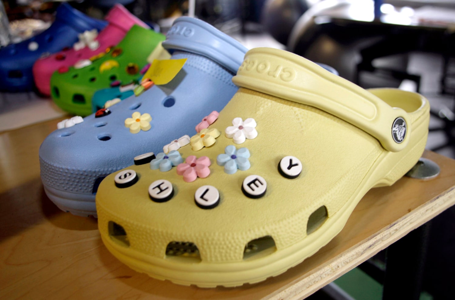 Once-trendy Crocs could be on their last legs