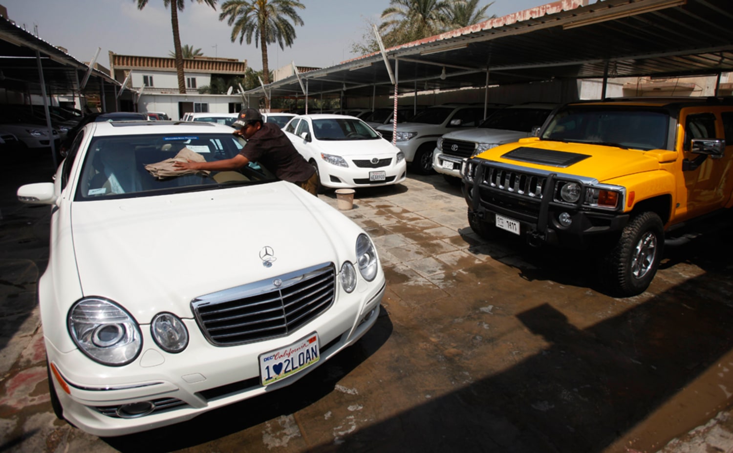 In Baghdad, a big craze for new cars