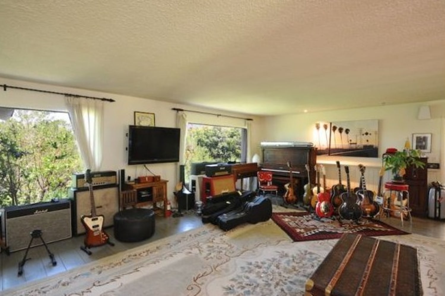 Shangri-La' home where Dylan, Clapton recorded for sale