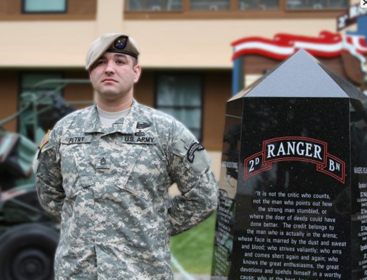 Obama awards Sgt. 1st Class Petry the Medal of Honor - All Photos 