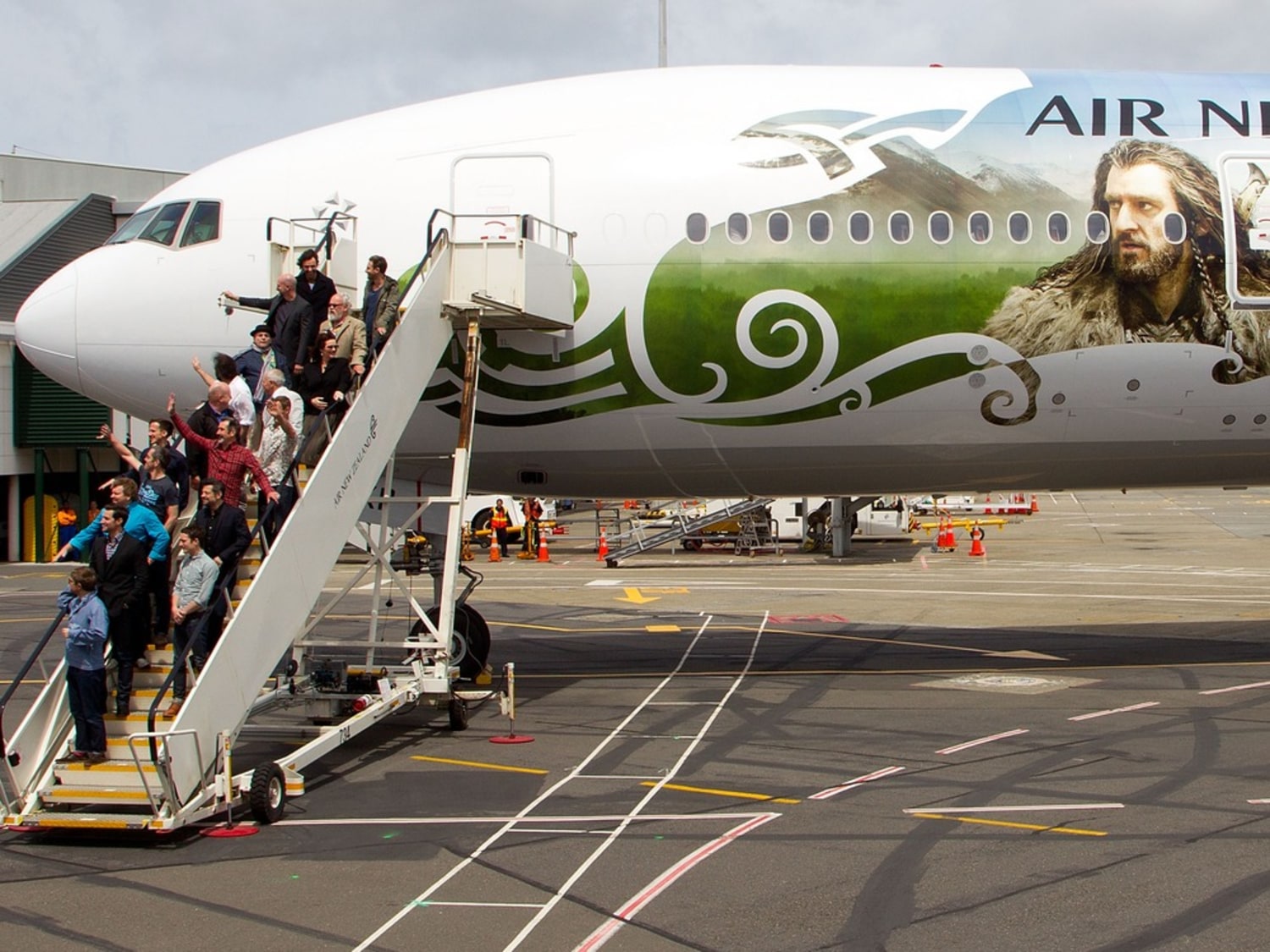 klinge dybde stave Air New Zealand unveils 'Hobbit'-themed plane