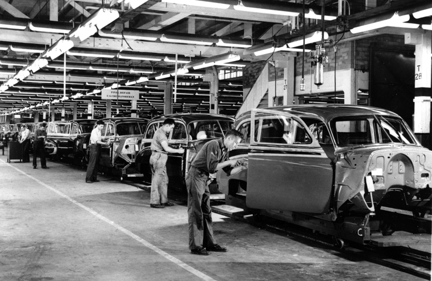 Экономика 60 годов. Дженерал Моторс 1940. Завод Дженерал Моторс в Детройте. Дженерал Моторс 1950. Дженерал Моторс 1930.