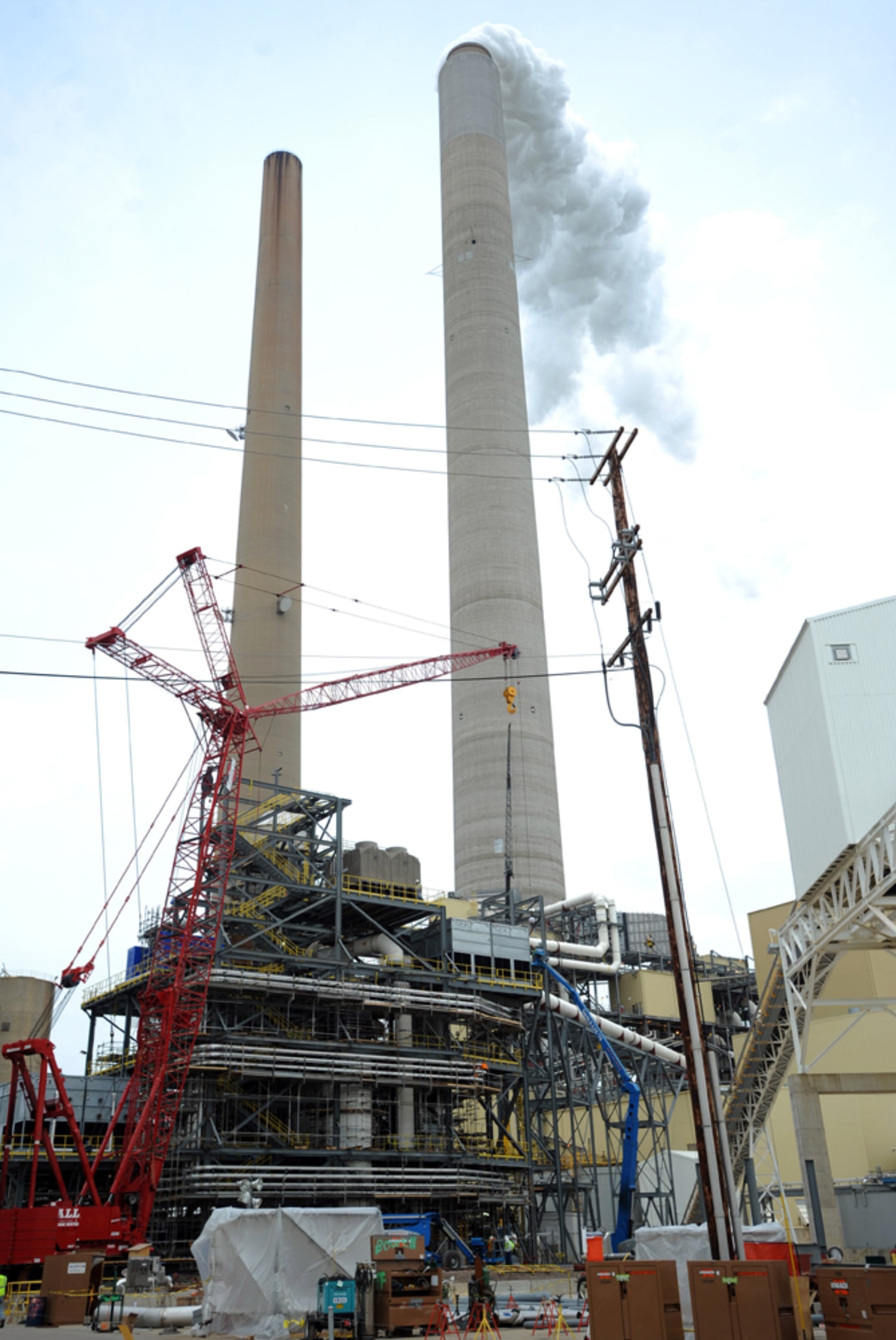 Set to bury emissions, plant draws attention