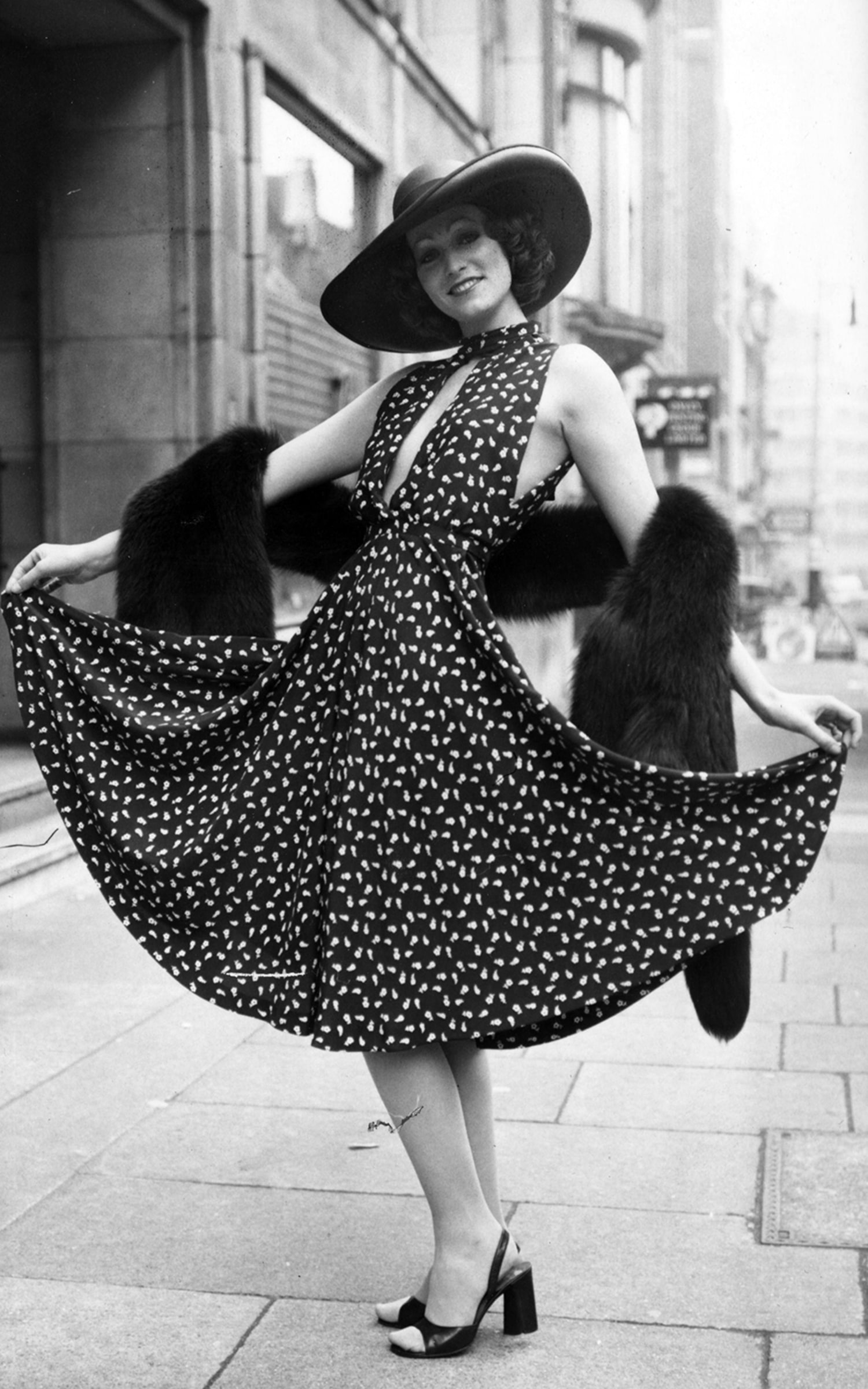Throwback dresses 2025