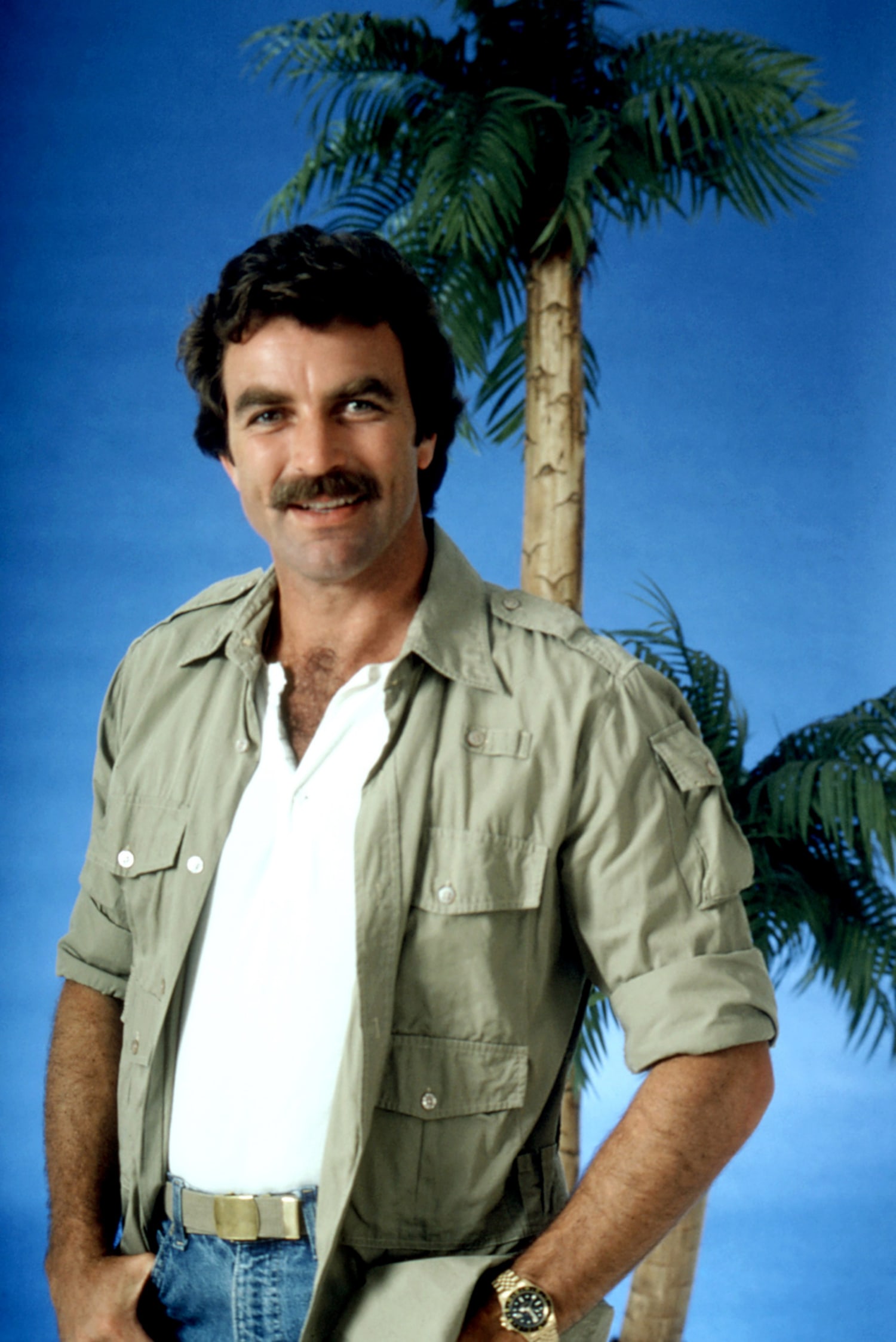 American Classics Magnum Pi Tom Selleck Red Costume Shirt and Hat - S