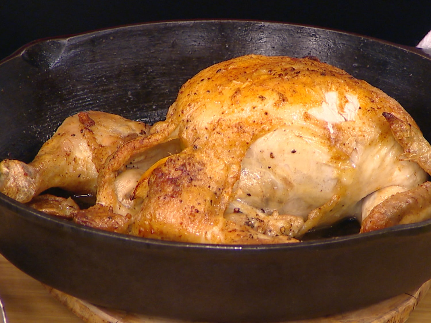 Cast-Iron Skillet Grilled Chicken: Video — Another Pint Please