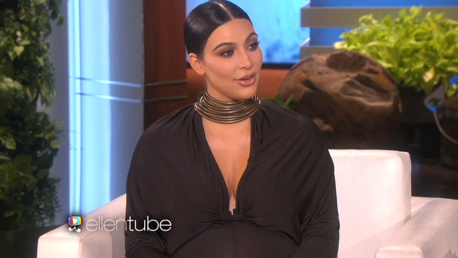 Kardashian's 'Vogue' cover sparks backlash