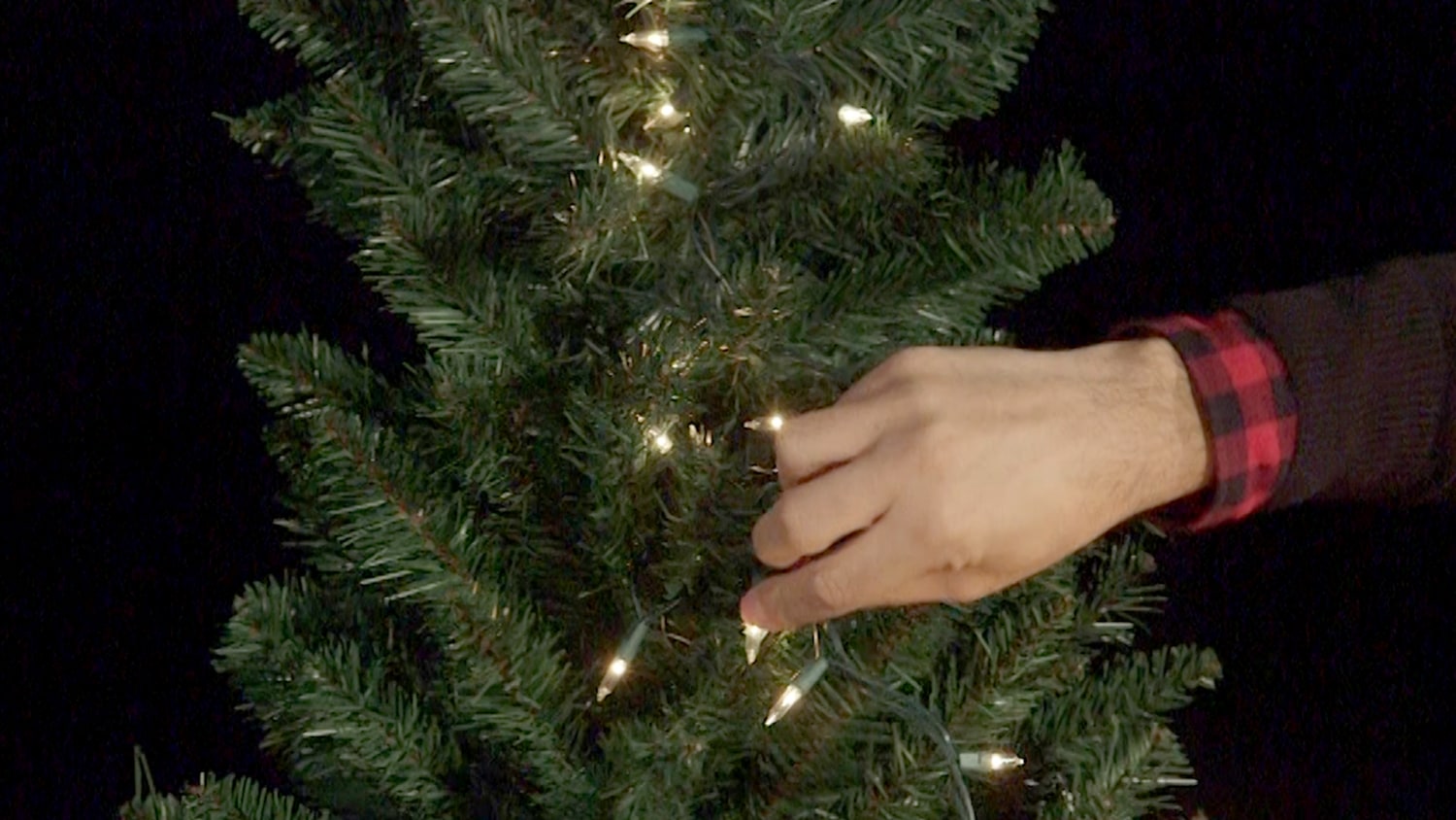 Best christmas tree to hold heavy ornaments clearance