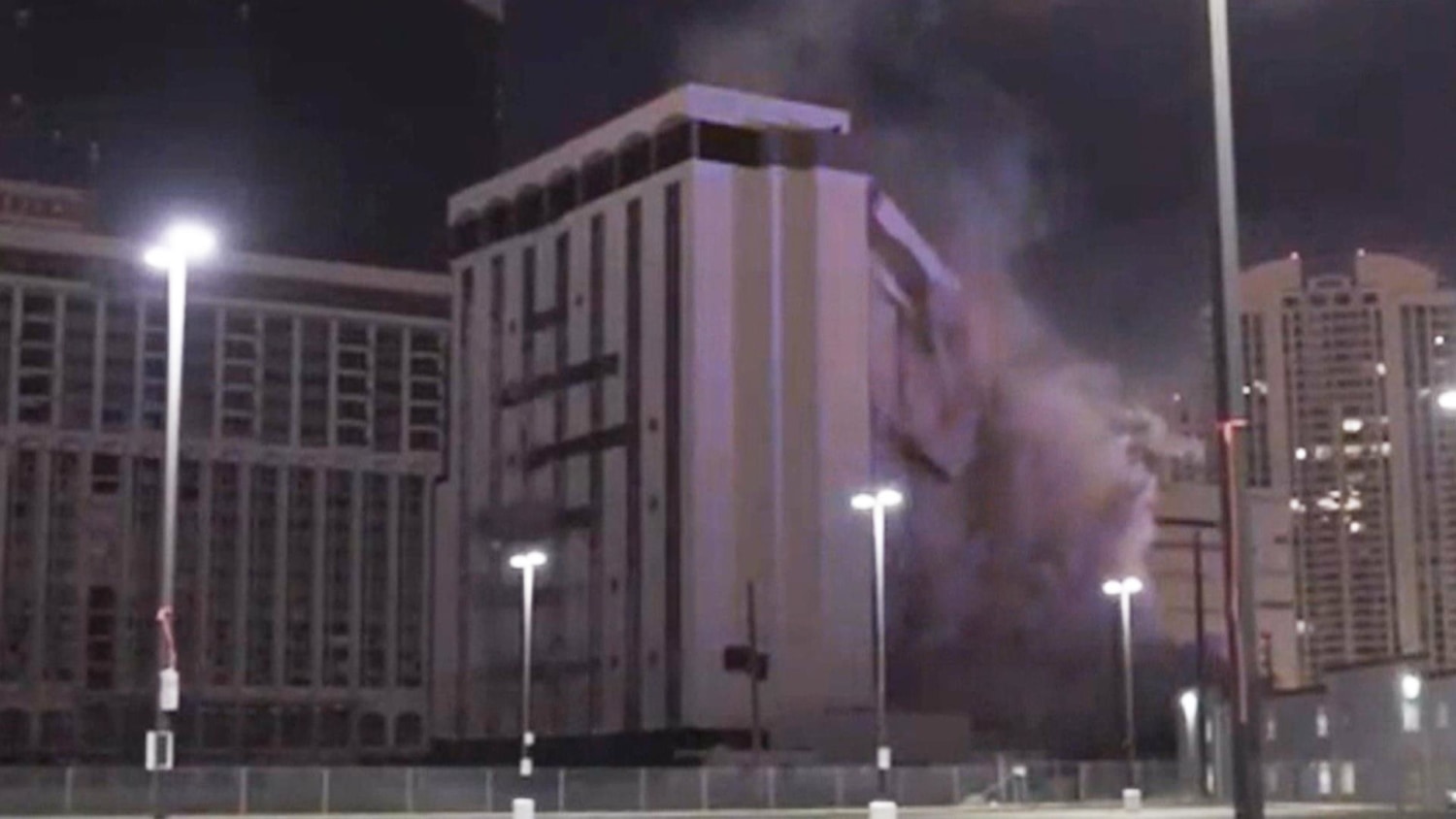 2nd implosion of the famous Riviera hotel-casino (Full version) 