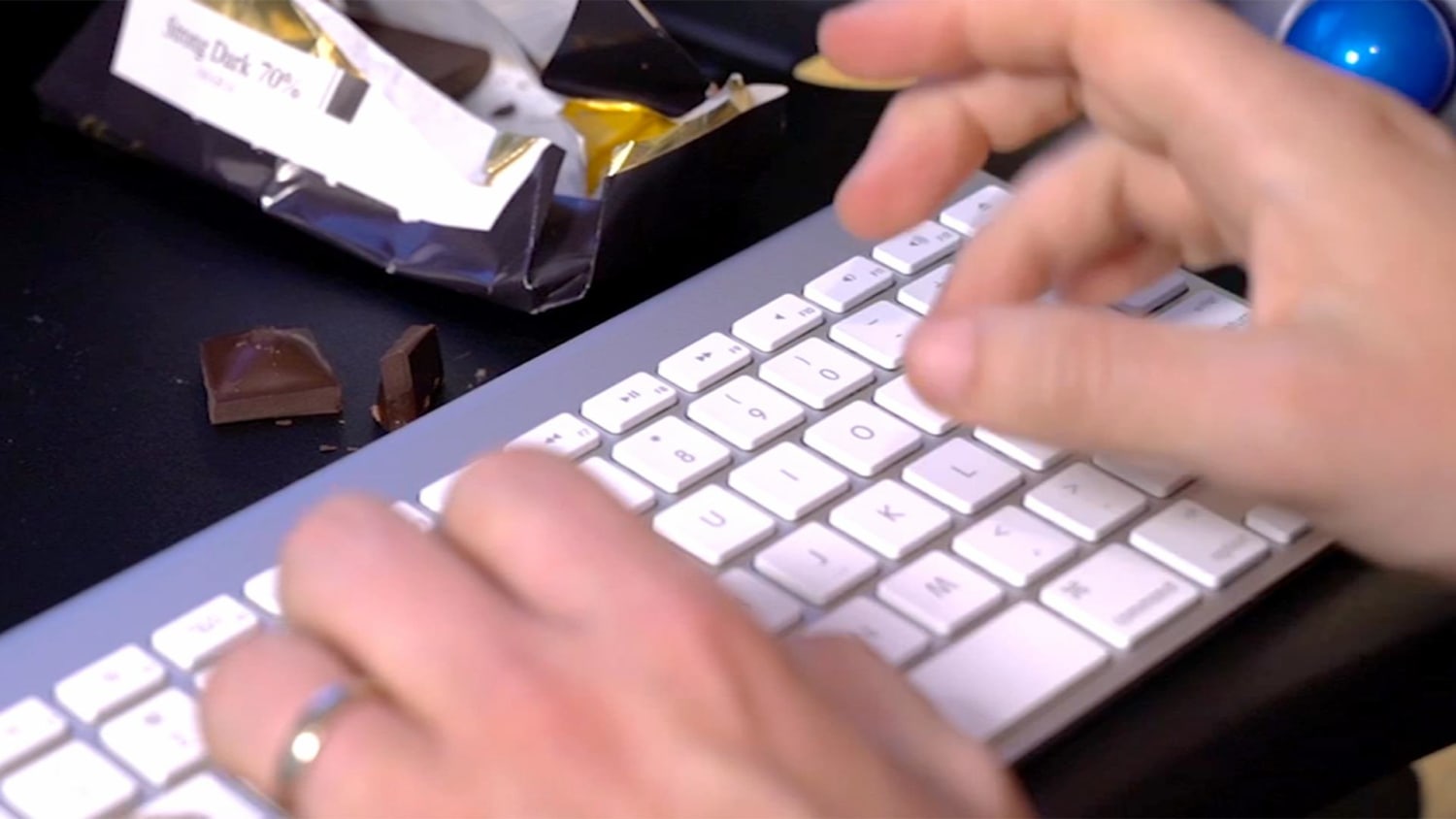 How to clean keyboard