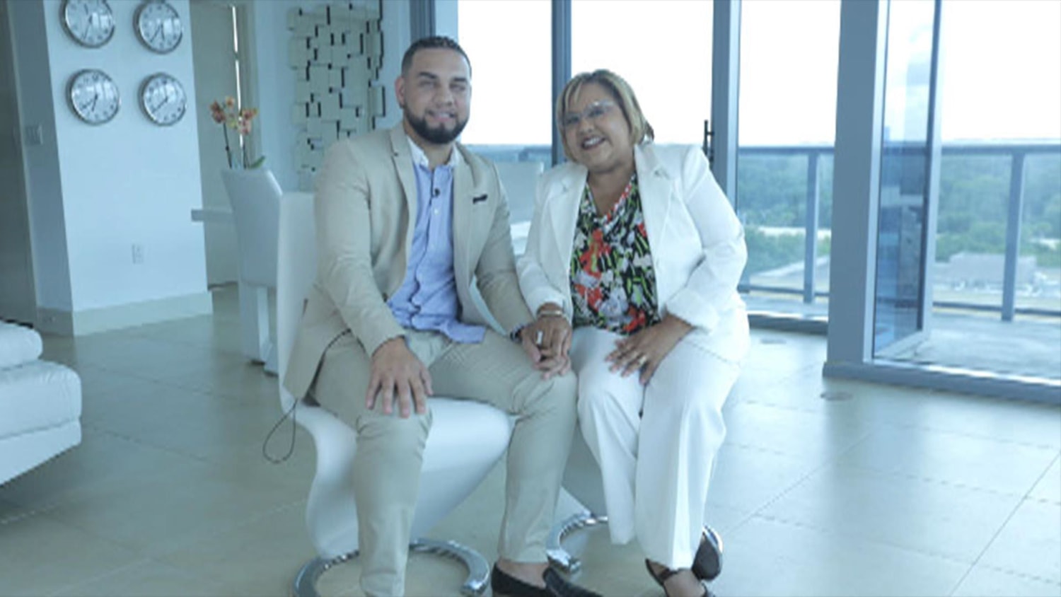 lejuan-james-and-his-mom-ingrid-share-laughs-talk-latino-heritage