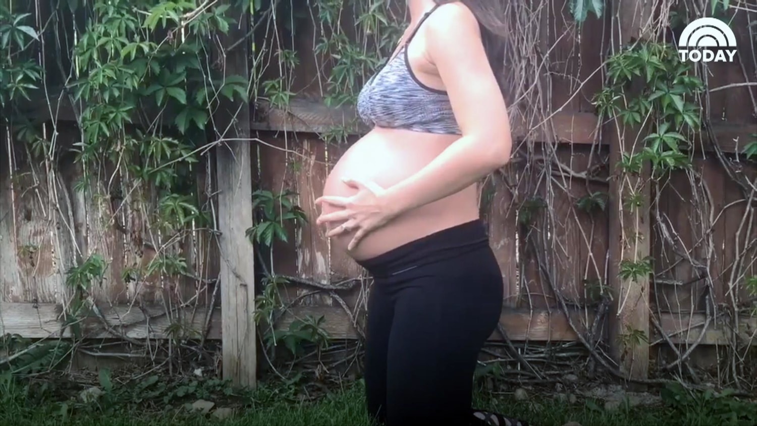 Pregnant Mom Shares Belly Deflating Trick On TikTok hq nude photo