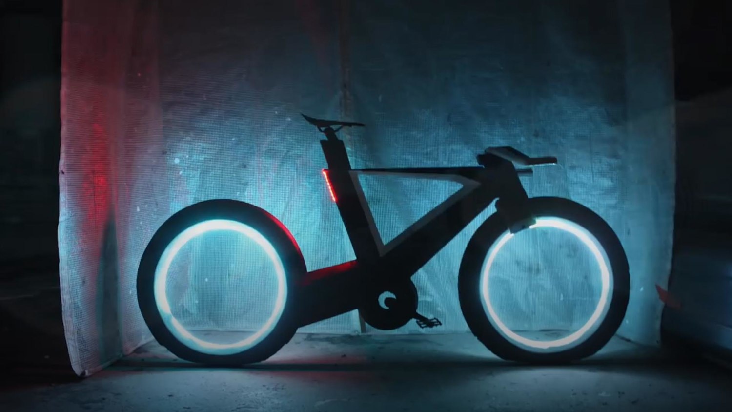 This Futuristic Bike Has Spokeless Wheels