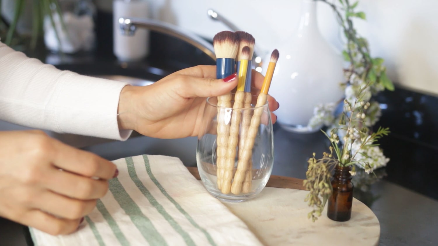 The Best Way To Clean Makeup Brushes