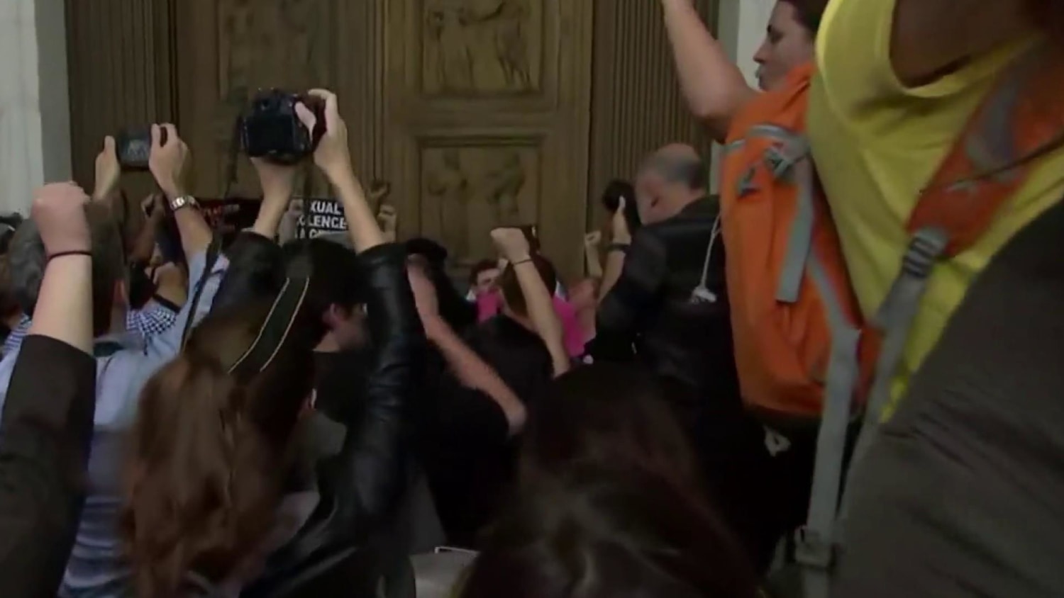Protesters swarm door of Supreme Court