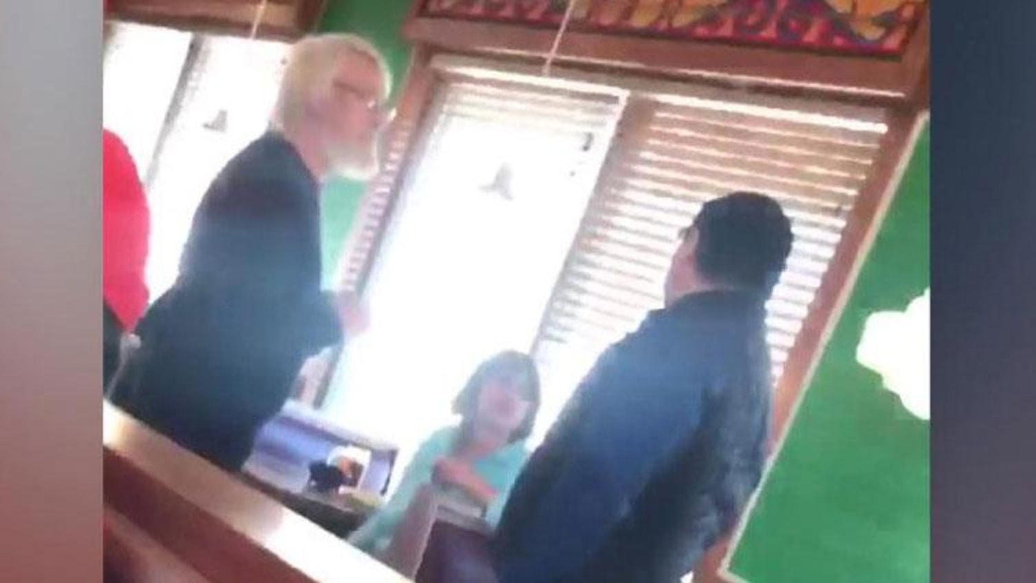 White Customer At Mexican Restaurant Swears At Spanish-Speaking Manager