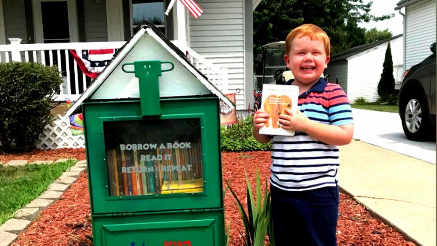 5-year-old’s little library draws big crowds in his neighborhood