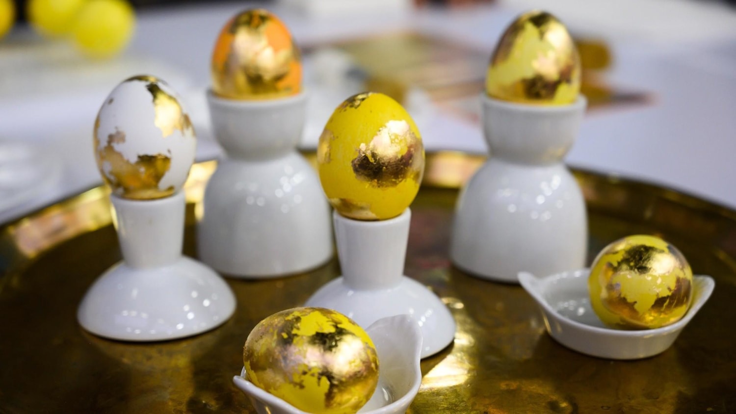 Easter decorations: Martha Stewart gets crafty with eggs, image size:1500x844