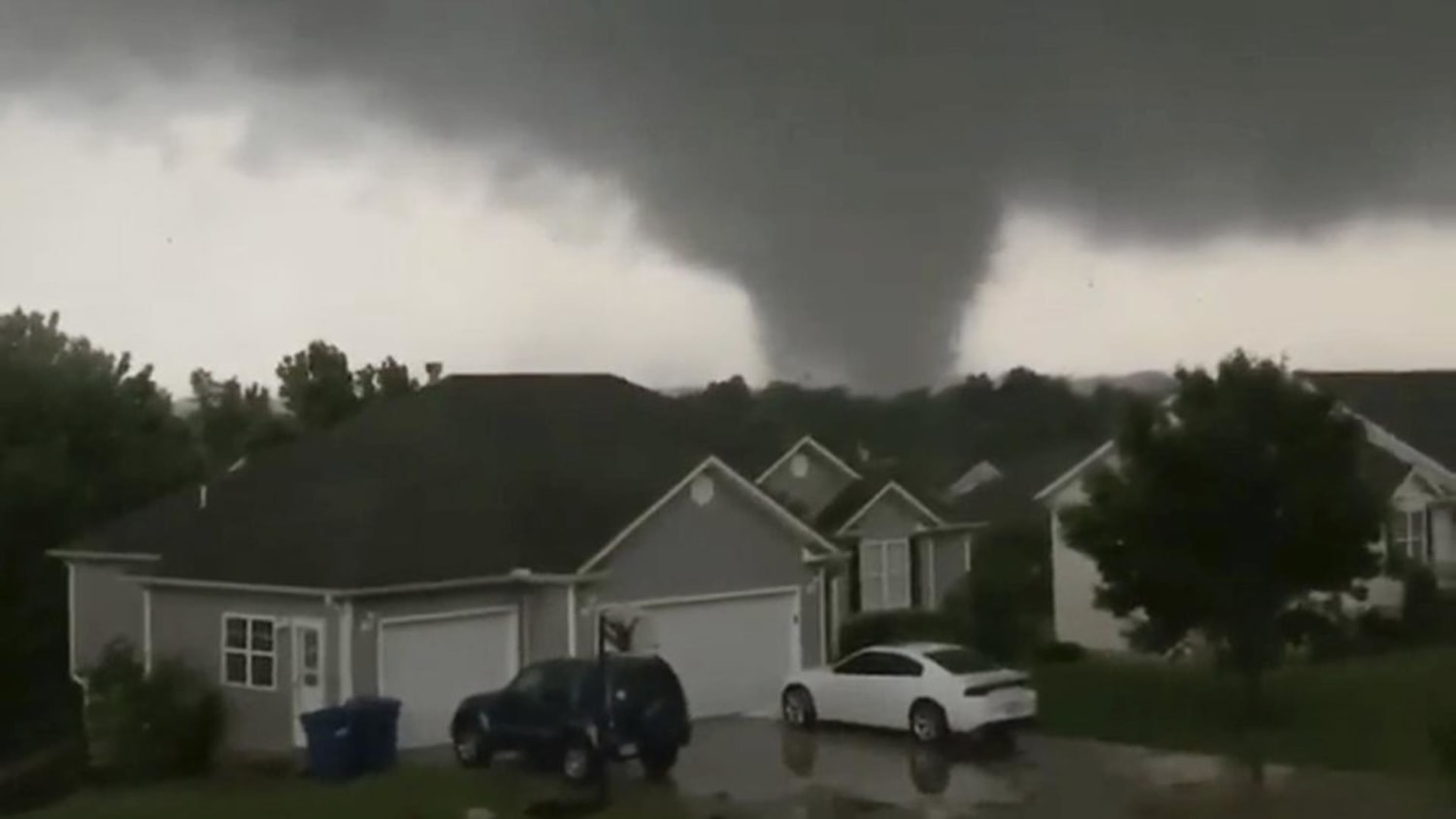 Tornadoes that hit Jefferson City and killed 3 in Missouri
