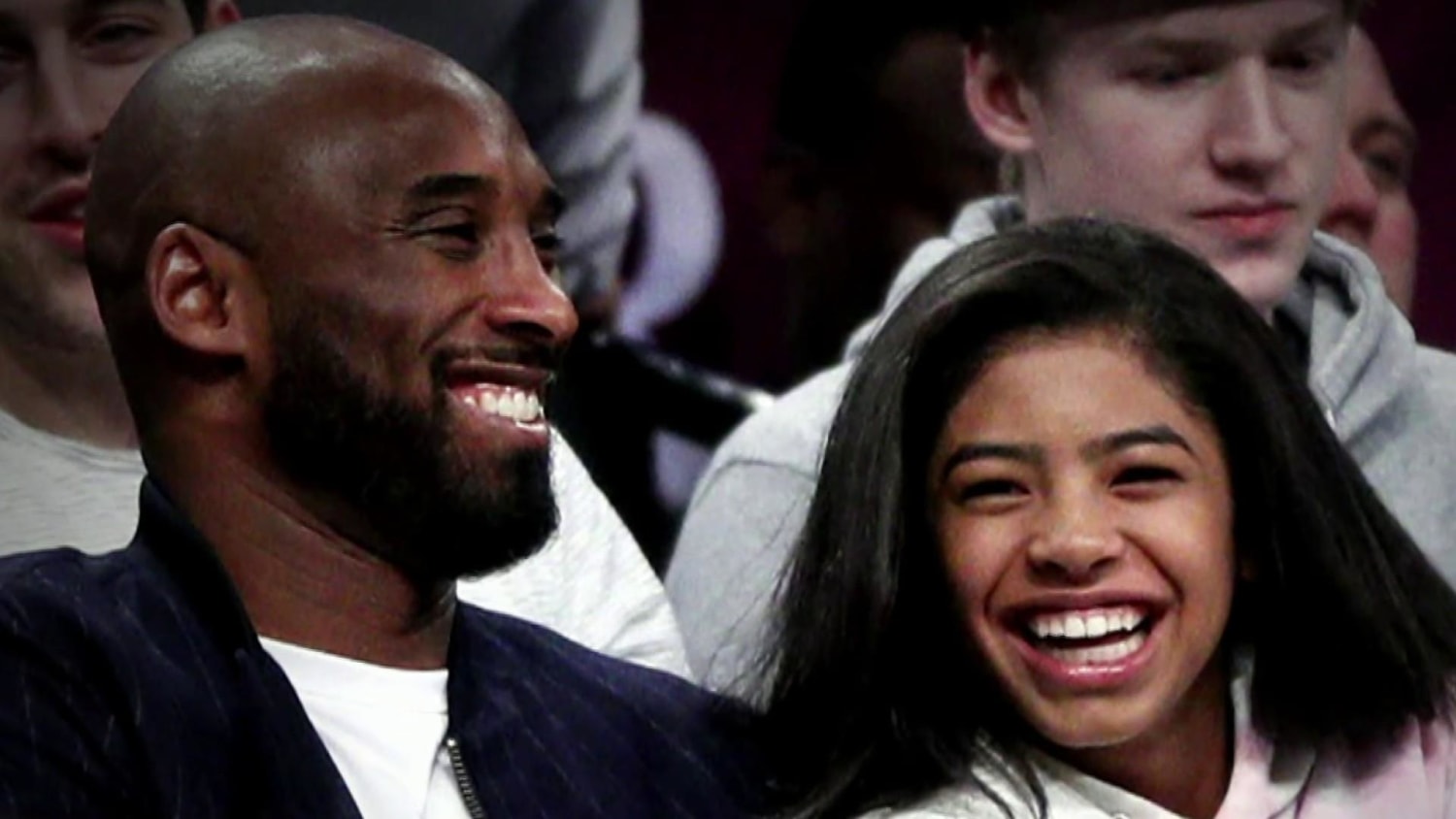 Vanessa Bryant honors Kobe Bryant in emotional tribute at Hall of Fame  induction