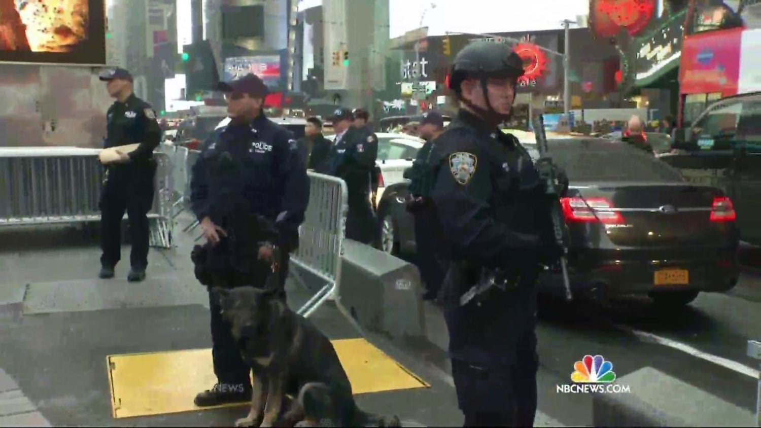 Heavily Armed Anti-Terror Police to Guard Times Square on New Year's