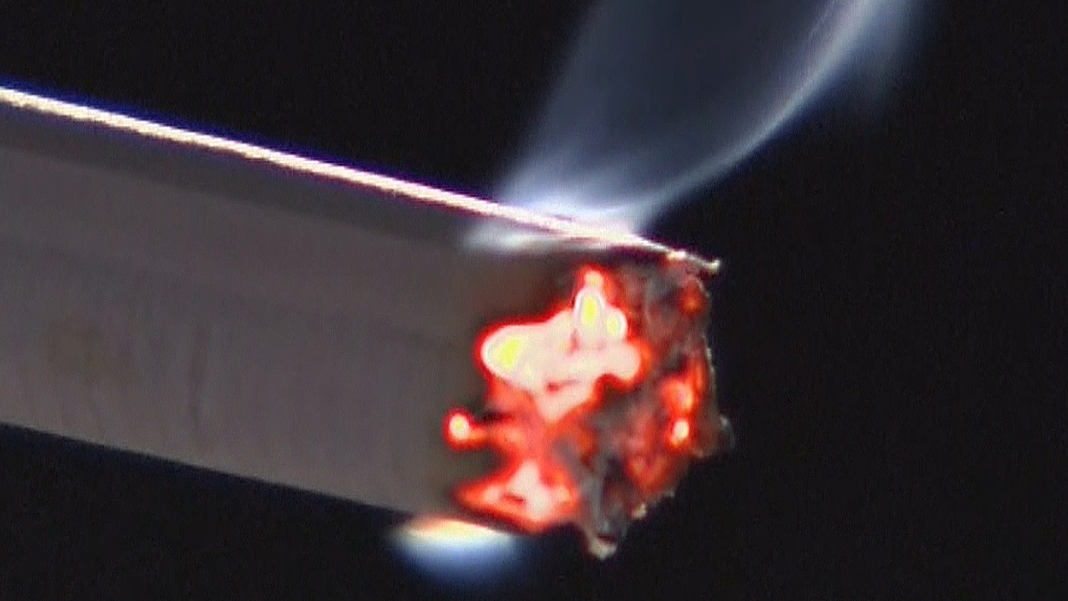 CVS to Drop Tobacco Products