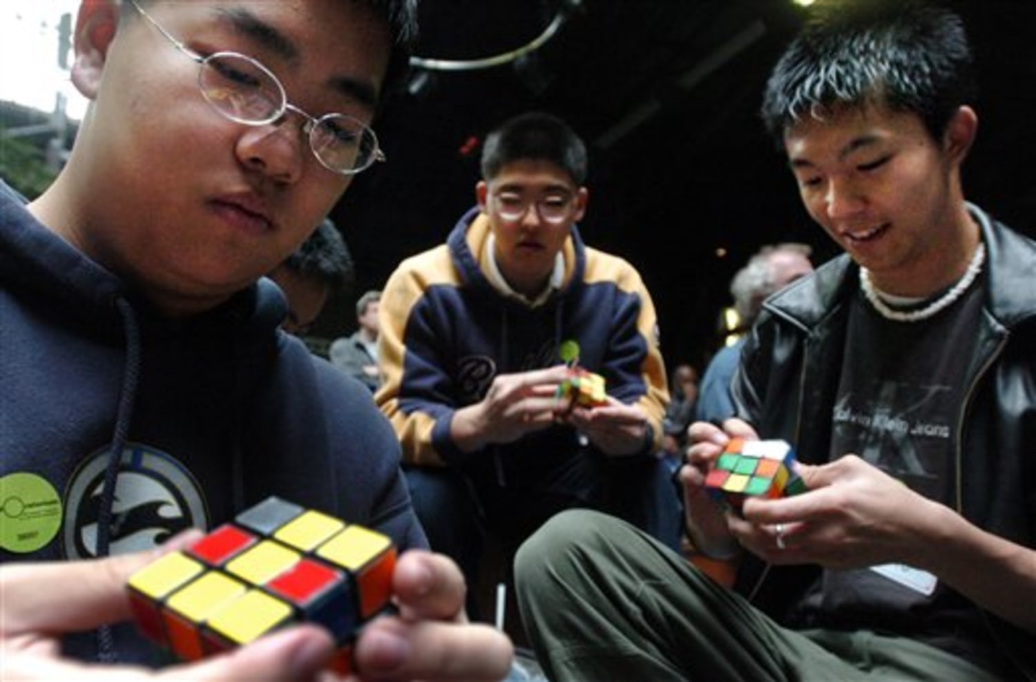 Man solves Rubik's in seconds