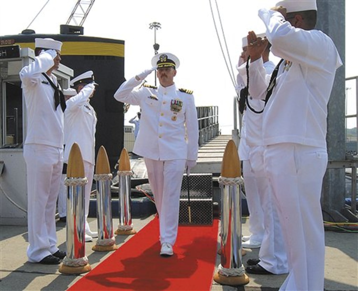 NAVY UNIFORM SHIFT - Naval Submarine Base New London