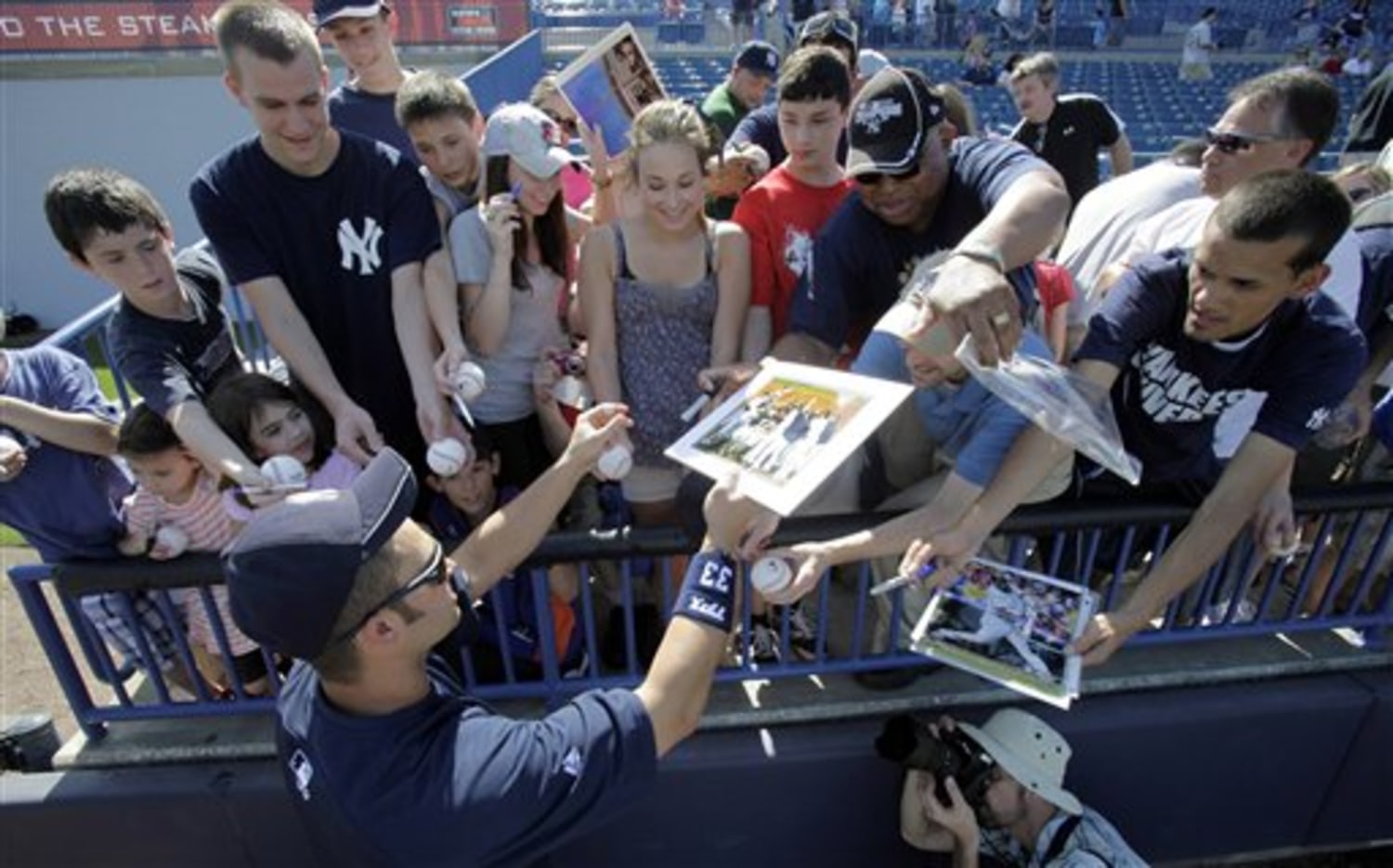 Yankees spring training: Team bonding with Nick Swisher
