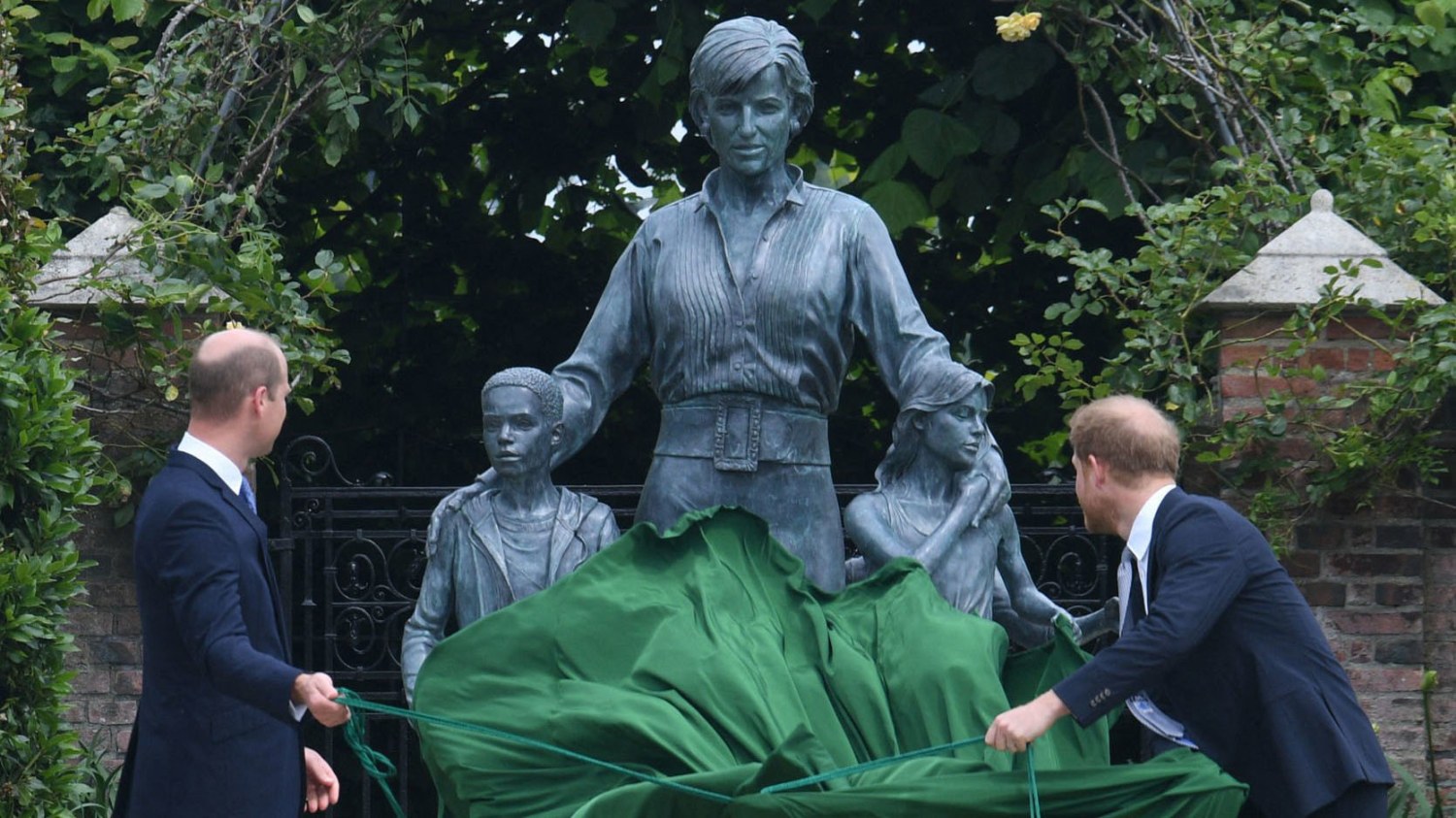 Prince William and Prince Harry reunite to unveil statue of Princess Diana