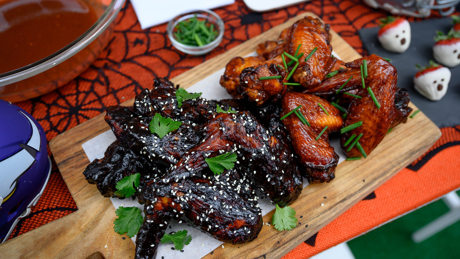 Black Sauce and Lingonberry Sauce Wings Recipe