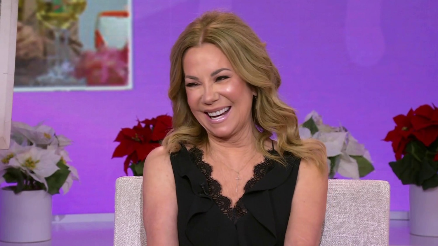 Kathie Lee Gifford - Starting October off right wearing Tahari ASL! Happy  Funday Monday! | Facebook