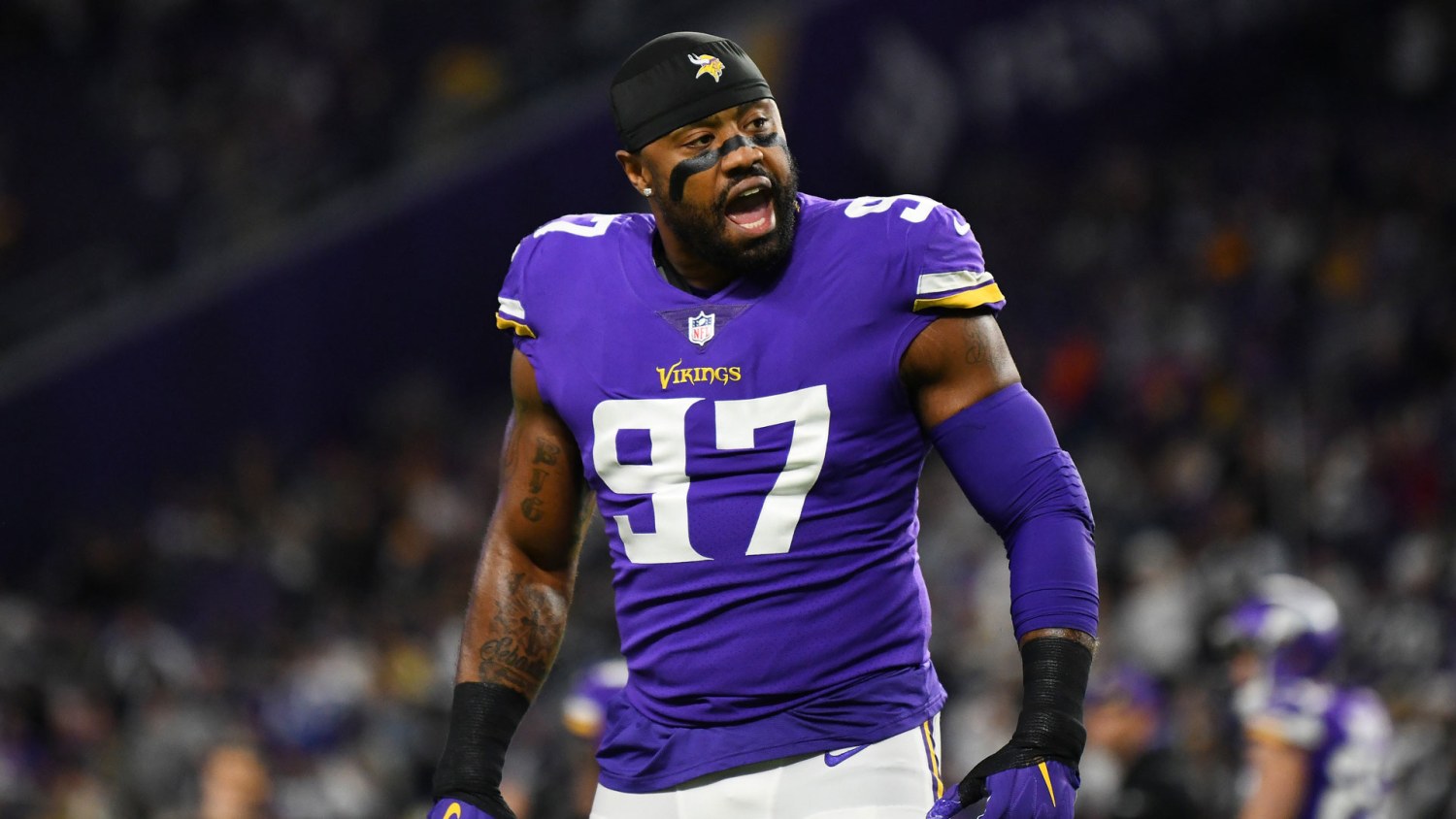 Vikings' Everson Griffen 'getting the care he needs' after refusing to  leave home