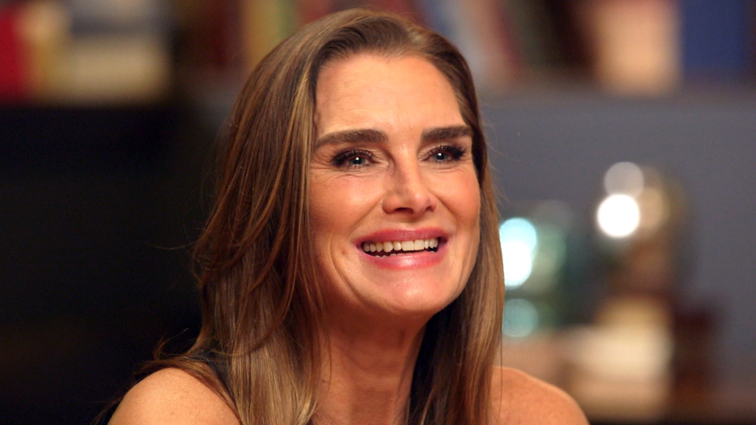 Brooke Shields Poses In Jordache Jeans 40 Years After Calvin Klein Campaign Lacienciadelcafe